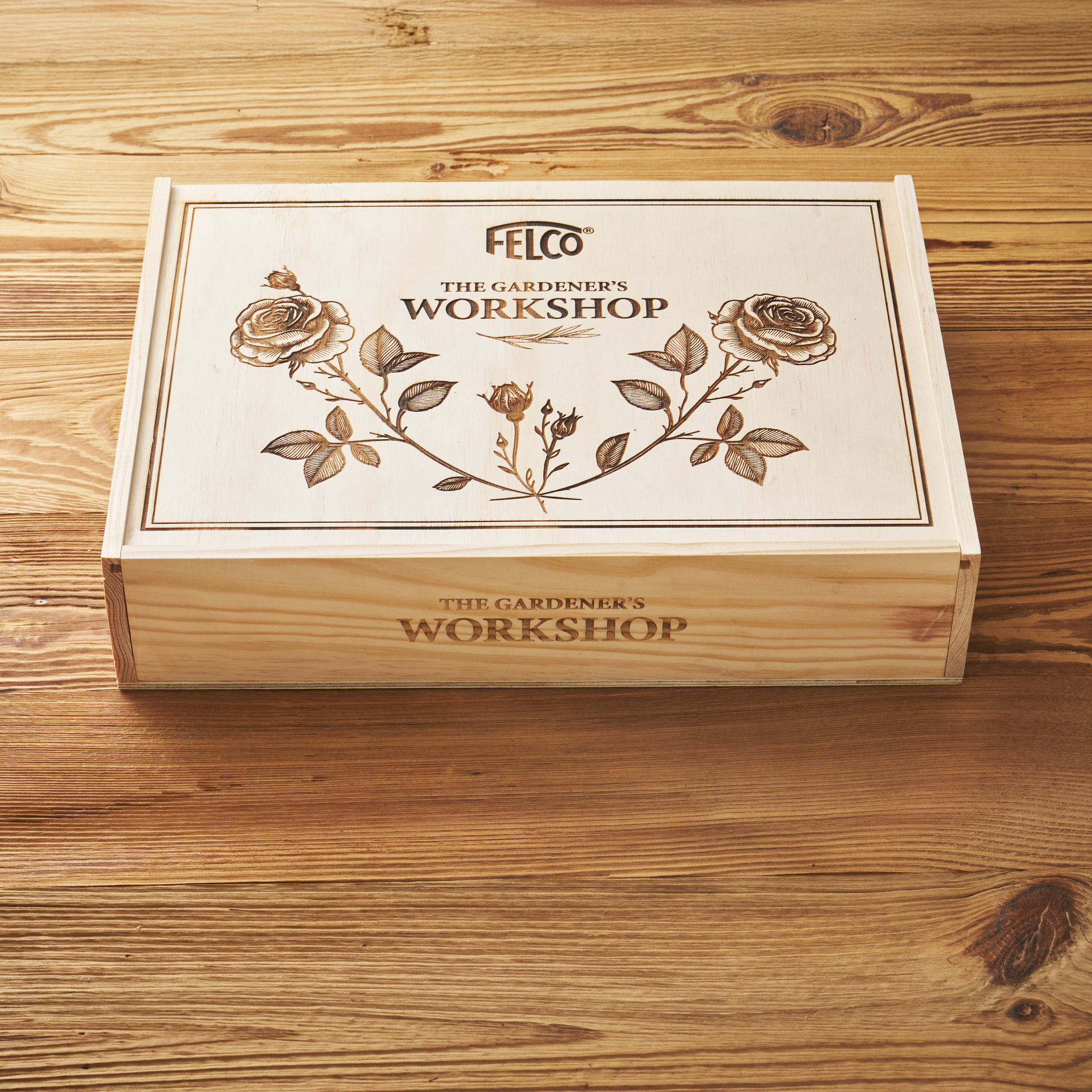 felco-935-d-coffret-jardin-s-cateur-felco-2-truelle-401-tablier-490 image 4