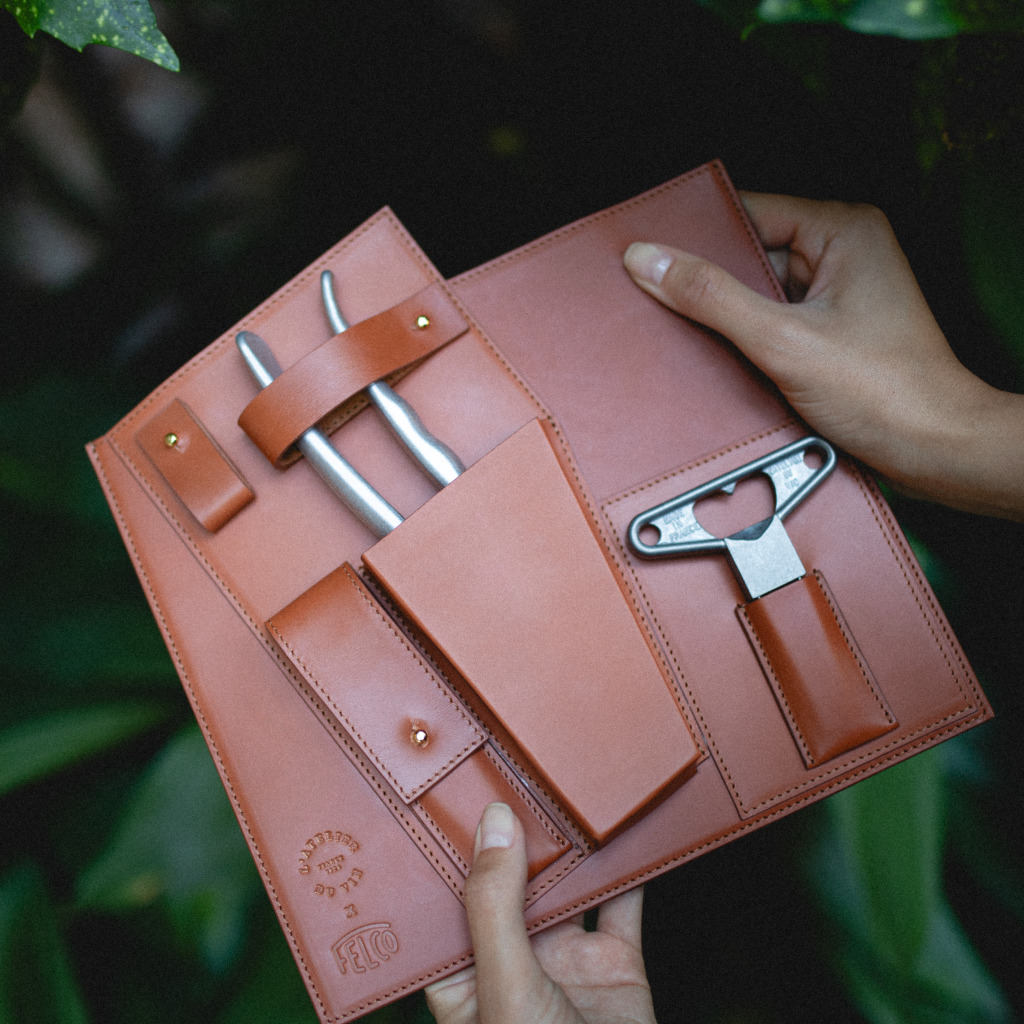 l-atelier-du-vin-x-felco-coffret-de-la-vigne-au-jardin-avec-felco-2 image 3
