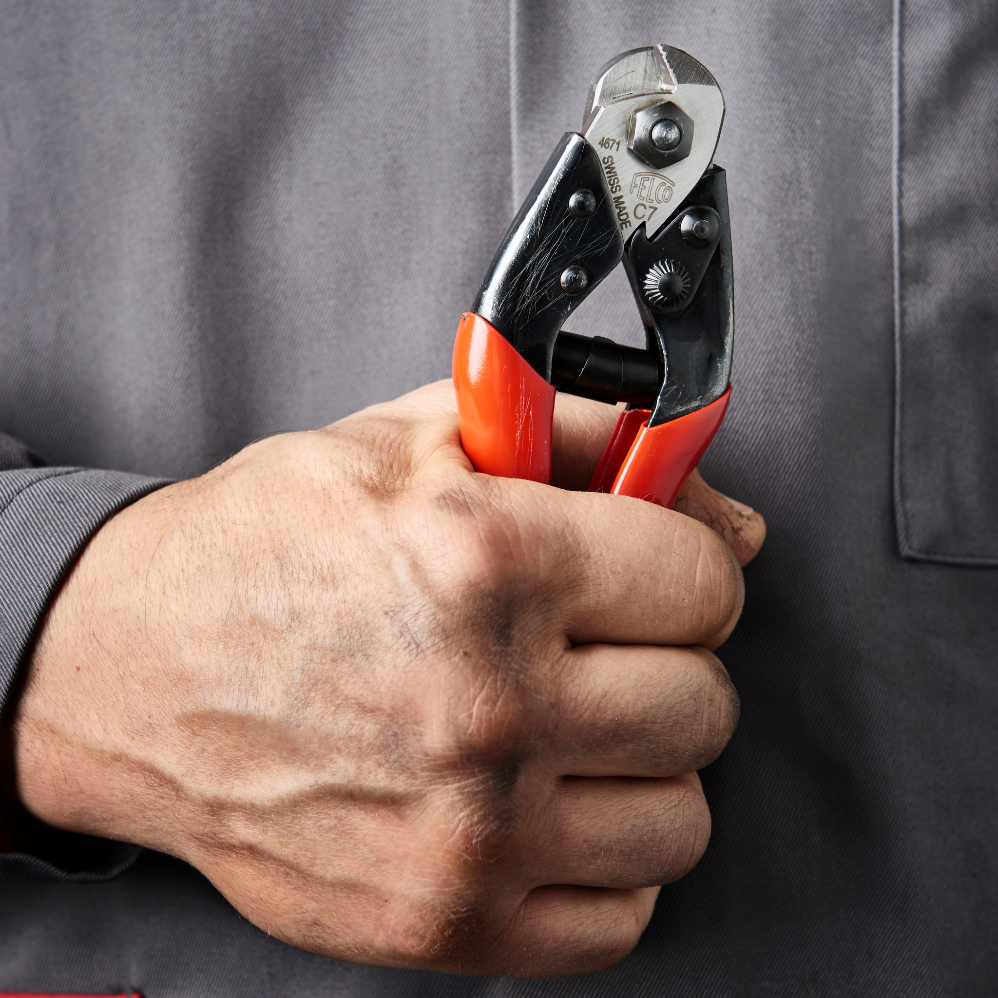 felco-c7-pince-coupante-une-main-coupe-triangulaire image 2